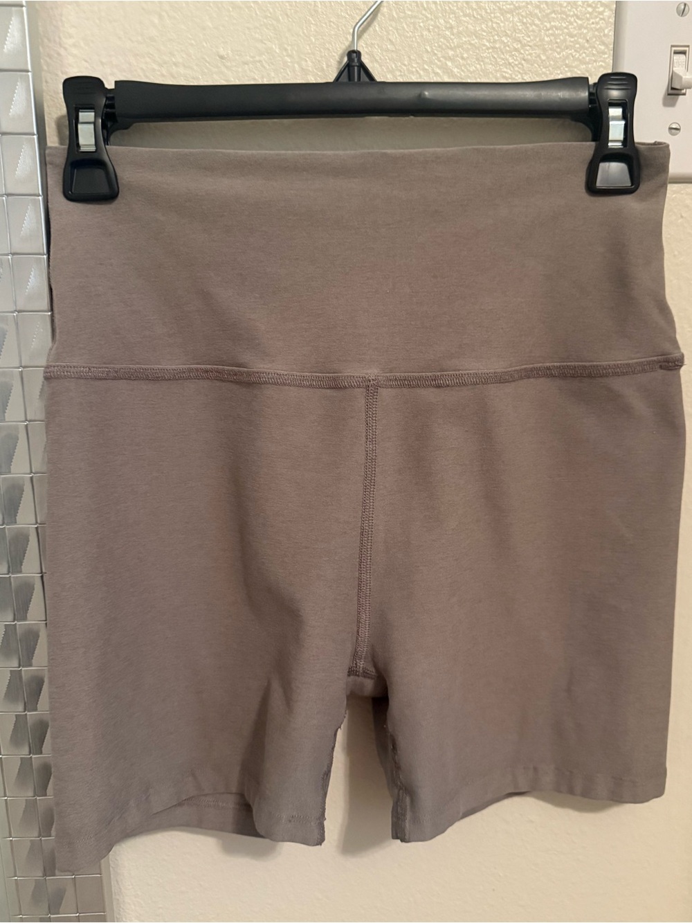 Beyond Yoga Spacedye Keep Pace 5" Pocket Short - Size Large - Picture 2 of 4